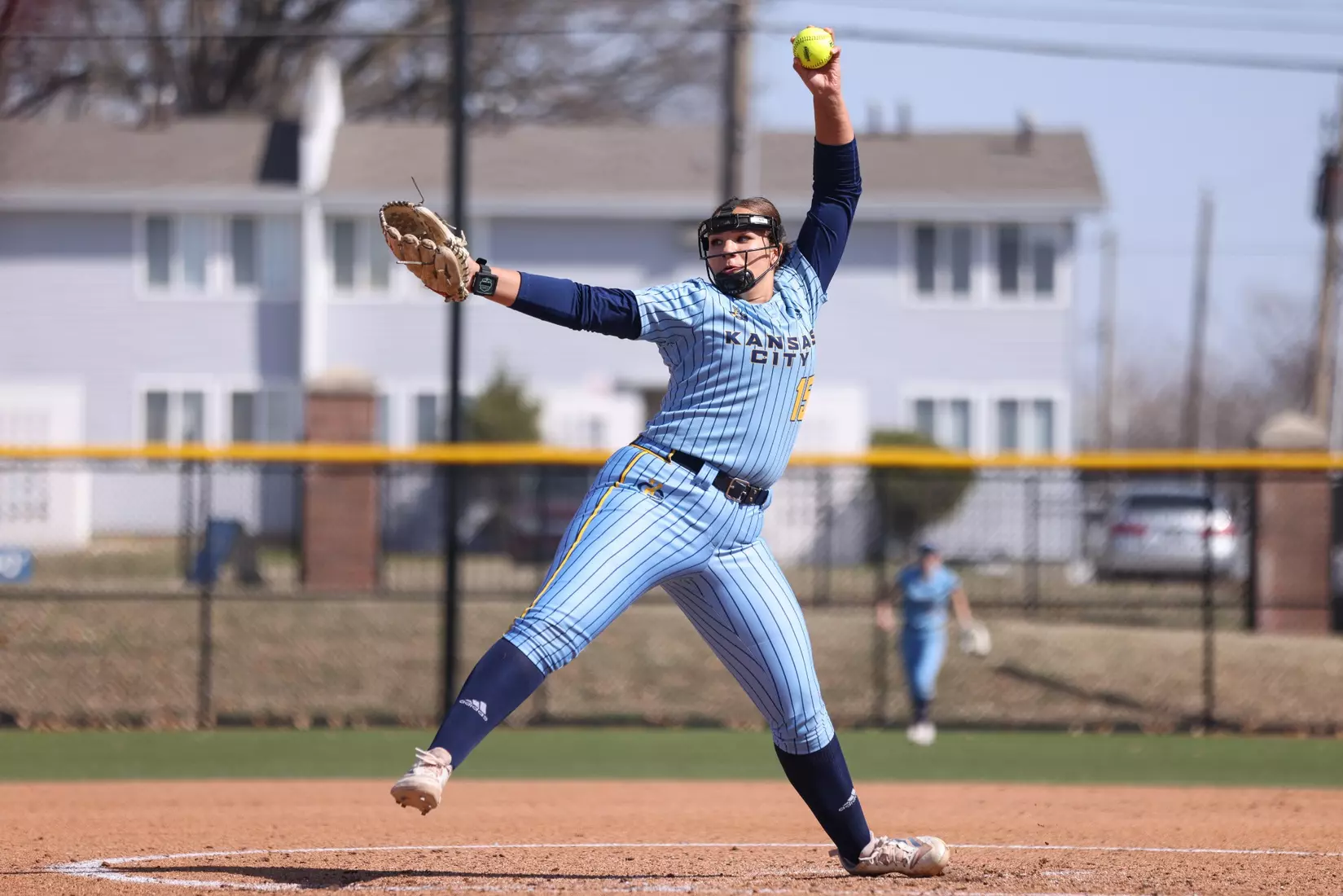 Kansas City Softball split a pair of games with SIUE, winning the first 3-2 in walk-off fashion and falling in the second 8-0. Grace Batdorf secured the walk-off win for the Roos and Sabrina Rodgers led the Roos from the plate going 4-of-6 on the day.