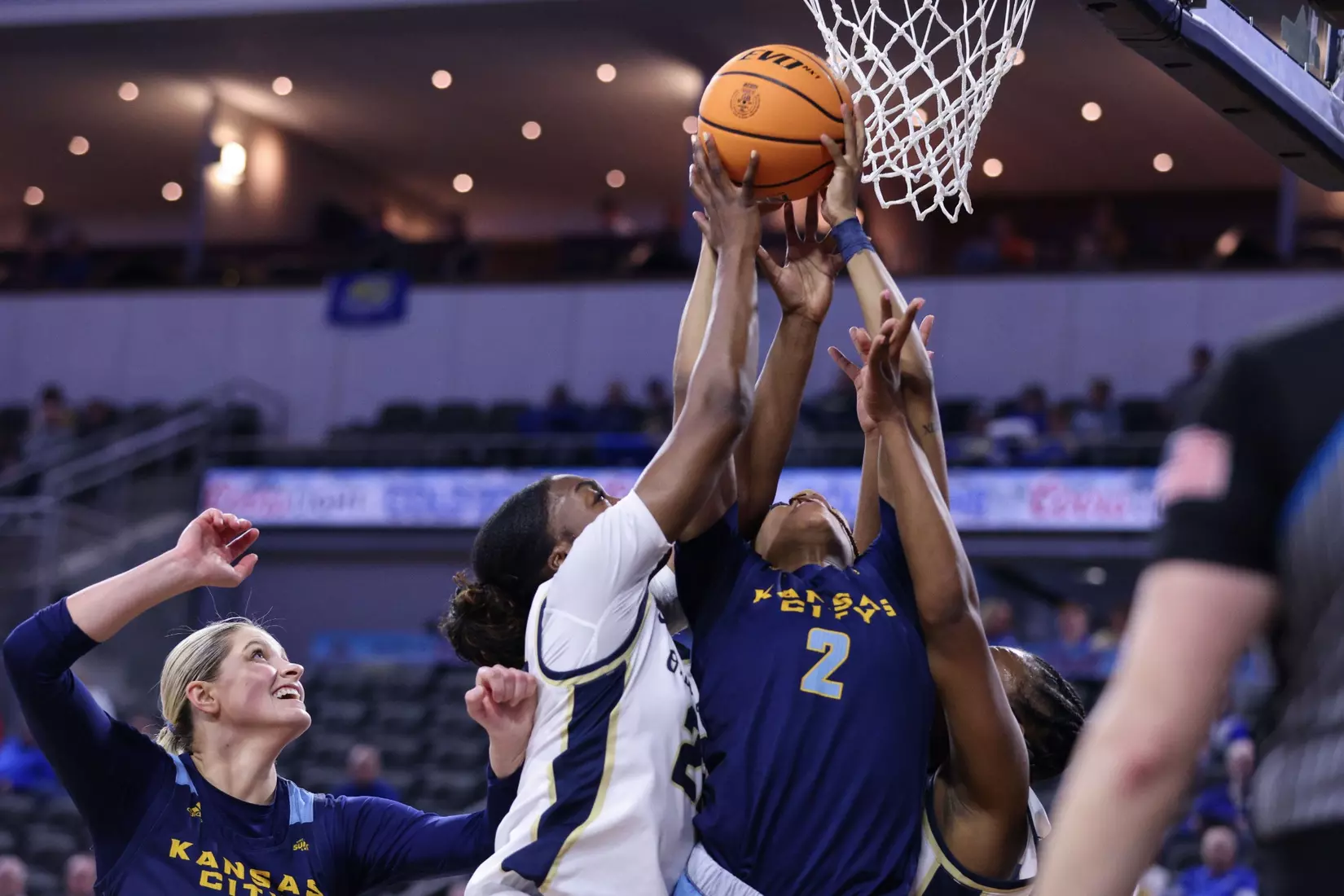 Kansas City Women's Basketball ended its season against No. 2 Oral Roberts in the Summit League Semifinals, falling 73-95. Elauni Bennett put up her second double-double of the tournament with 17 points and 13 rebounds. Alayna Contreras led the Roos from the field with 20 points.