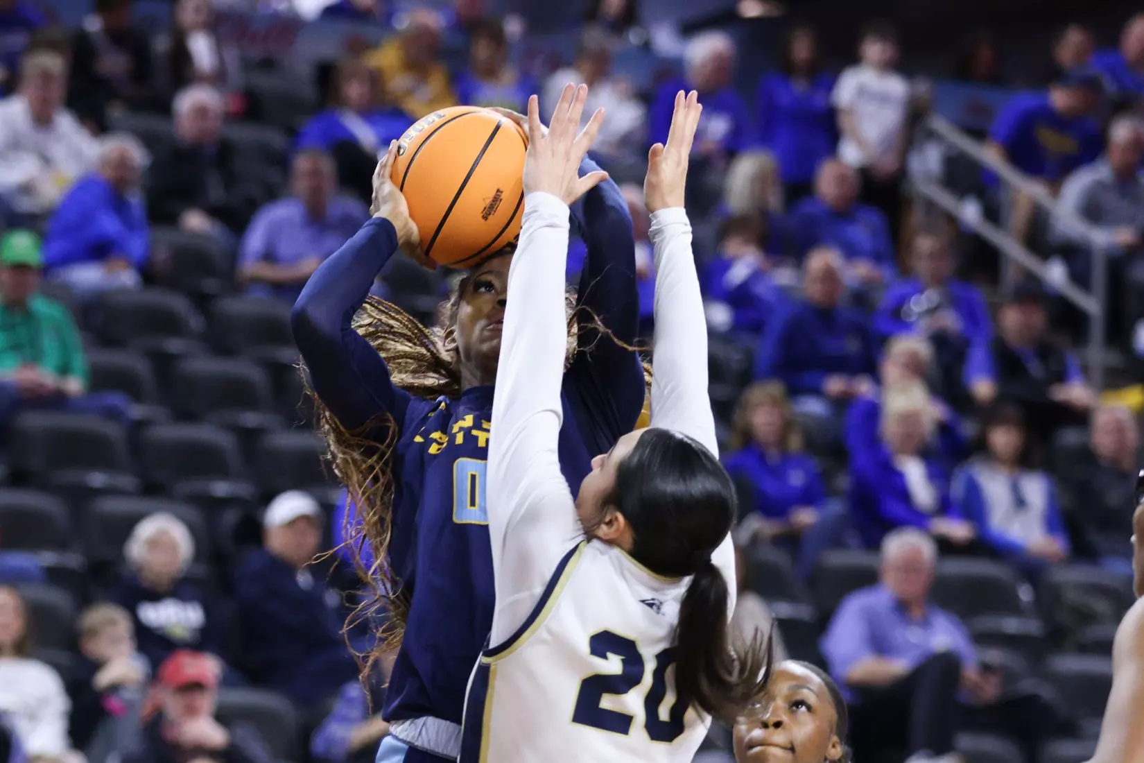 Kansas City Women's Basketball ended its season against No. 2 Oral Roberts in the Summit League Semifinals, falling 73-95. Elauni Bennett put up her second double-double of the tournament with 17 points and 13 rebounds. Alayna Contreras led the Roos from the field with 20 points.