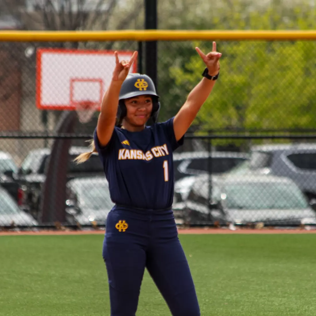 Kansas City Softball went toe-to-toe with Omaha in the series finale on Apr. 13, 2025, eventually dropping a 3-1 decision.