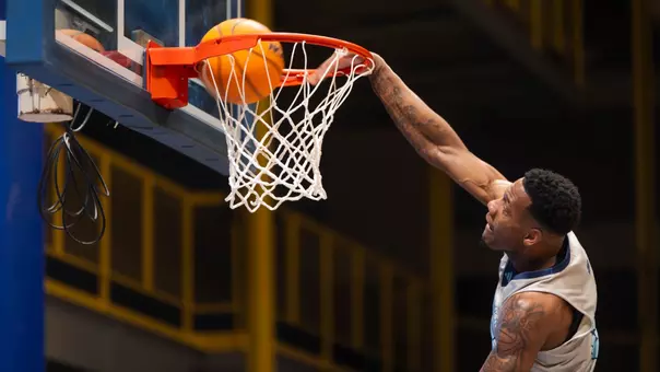 Booker Lowery Warmup Dunk
