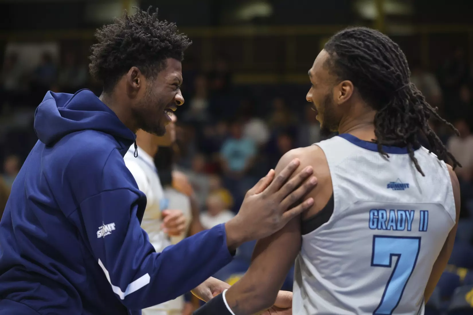 In the second to last home game of the season, the Kansas City Roos faced up against the South Dakota State Jackrabbits. Starting strong in the first half the Roos kept up a good momentum, putting pressure on the Jackrabbits. Despite this pressure, the Roos would ultimately fall to the Jackrabbits with a final score of 73-59. The Roos will recognize the senior players this Saturday during the last home game of the season against Oral Roberts Golden Eagles.
