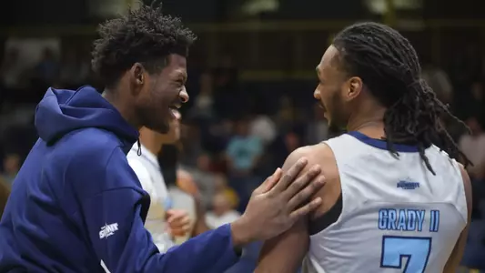 In the second to last home game of the season, the Kansas City Roos faced up against the South Dakota State Jackrabbits. Starting strong in the first half the Roos kept up a good momentum, putting pressure on the Jackrabbits. Despite this pressure, the Roos would ultimately fall to the Jackrabbits with a final score of 73-59. The Roos will recognize the senior players this Saturday during the last home game of the season against Oral Roberts Golden Eagles.