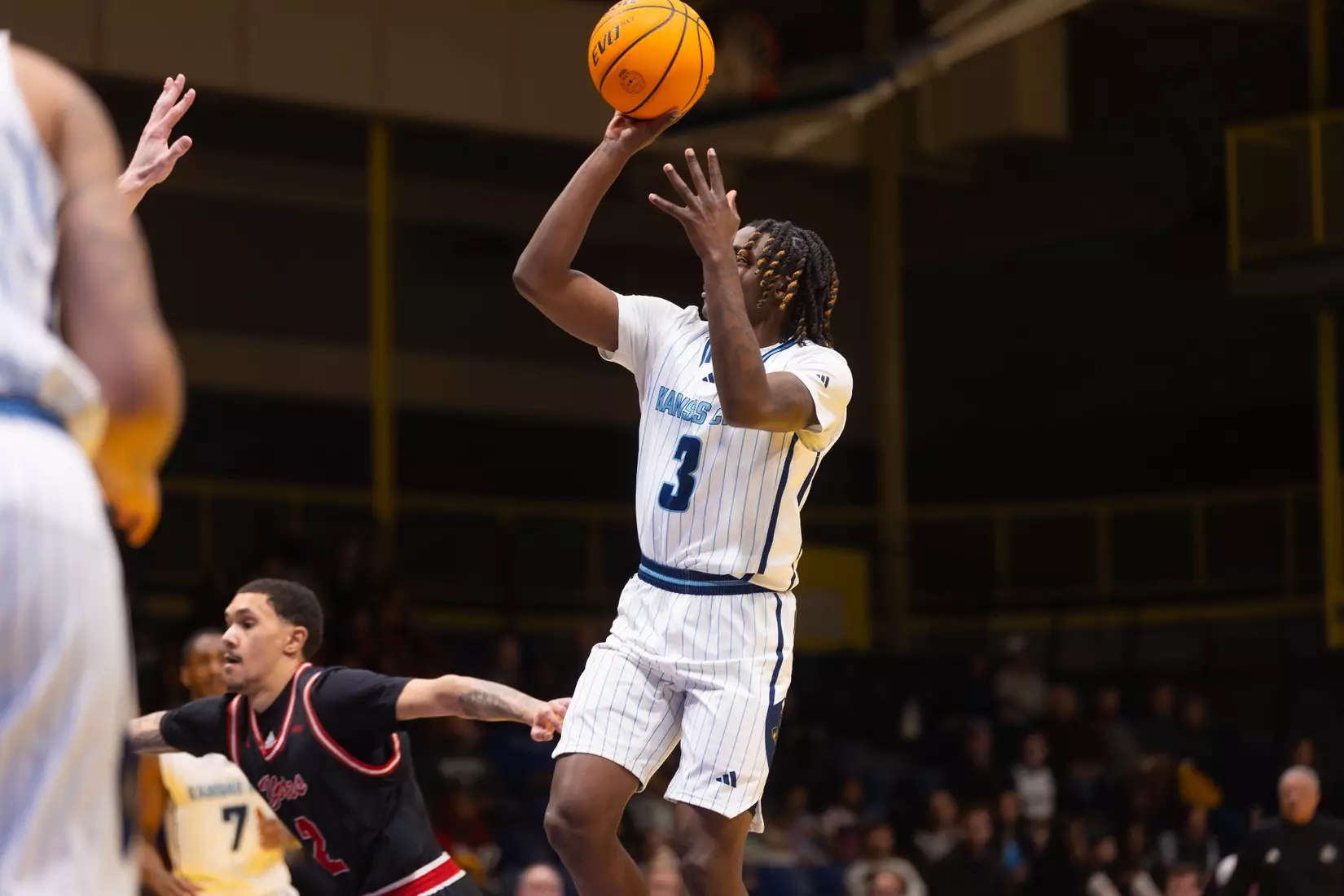 UMKC men’s basketball fell 85–75 in overtime to South Dakota on home court.