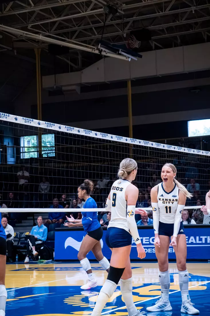 Kansas City Roos fall 3-2, to Drake University, on Sep. 12, at Swinney.