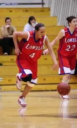 River Hawks Berry Good in 81-68 Win Over Owls Image