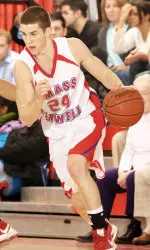 Late Run Lifts Penmen Over UMass Lowell, 70-62 Image