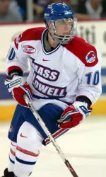 Third Period Power Play Goals Lift No. 1 Boston University to 5-3 Win Over UMass Lowell Image