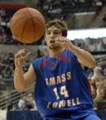 River Hawks Fall to Wilmington, 74-63 Image