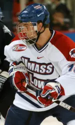 UMass Lowell Hockey Falls in Final Moments Again, Minutemen Prevail 2-1 Image