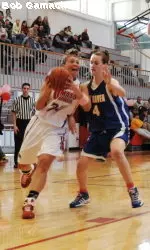 Second Half Surge Lifts Saint Rose Over UMass Lowell, 70-59 Image