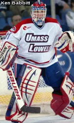 Wildcats Pull Away From UMass Lowell, 3-0 Image