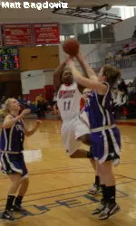 UMass Lowell Stuns Stonehill, 80-69 for Kathy O'Neil's 400th Career Victory Image
