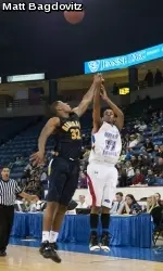 River Hawks Knock Off Southern New Hampshire, 67-63 Image