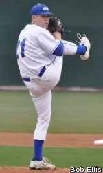 Leathersich Fans 15, River Hawks Top Merrimack 2-0 Image