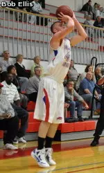 Welch, Singh Lead UMass Lowell Over Le Moyne, 80-51 Image