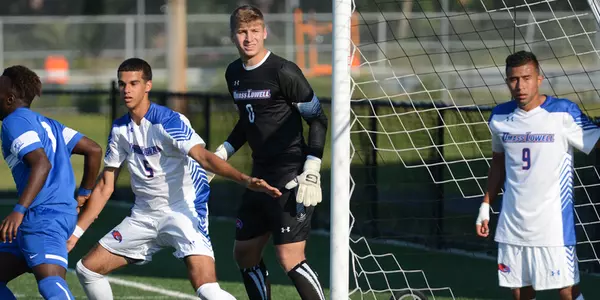 No. 19 River Hawks Host Binghamton In America East Opener Image