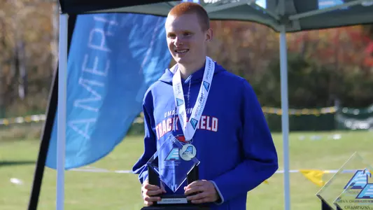 Paul Hogan with Trophy