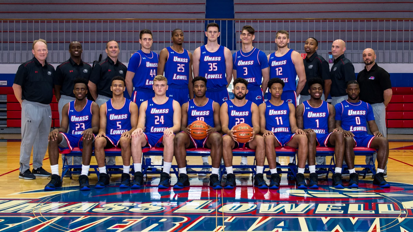 2017-18 MBB Team Photo