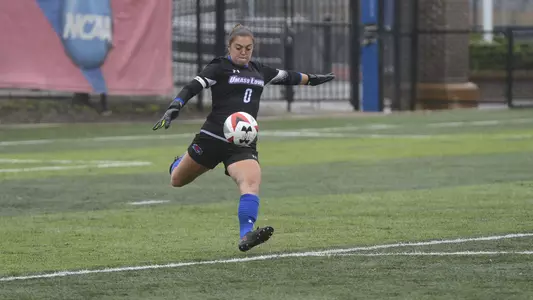 Julia Schneider Kick