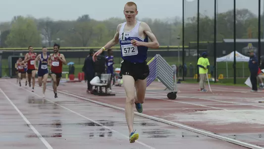 Paul Hogan wins AE 5000-meters