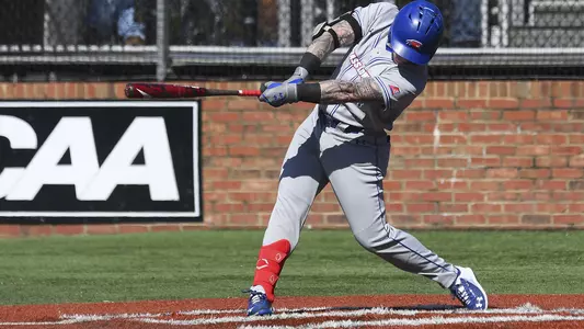 Vinnie Martin batting at Elon