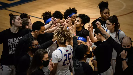 WBB Huddle