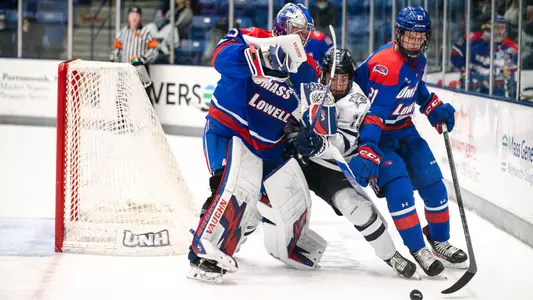 MHockey at UNH