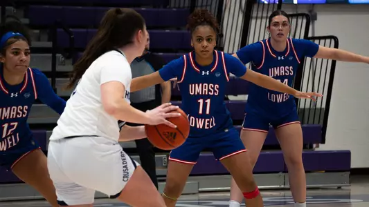 WBB_at Holy Cross_Medina