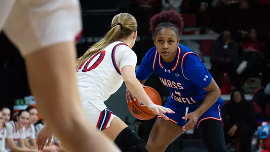 WBB at NJIT_Paris Gilmore