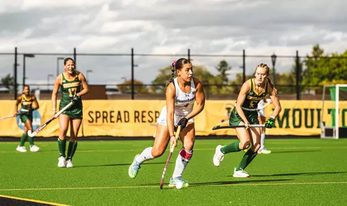 Florine Gerrits dribbling at Vermont
