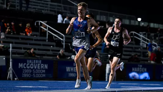 Photo of Jan Wouter van den Akker running