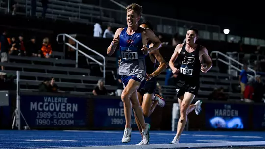 Photo of Jan Wouter van den Akker running