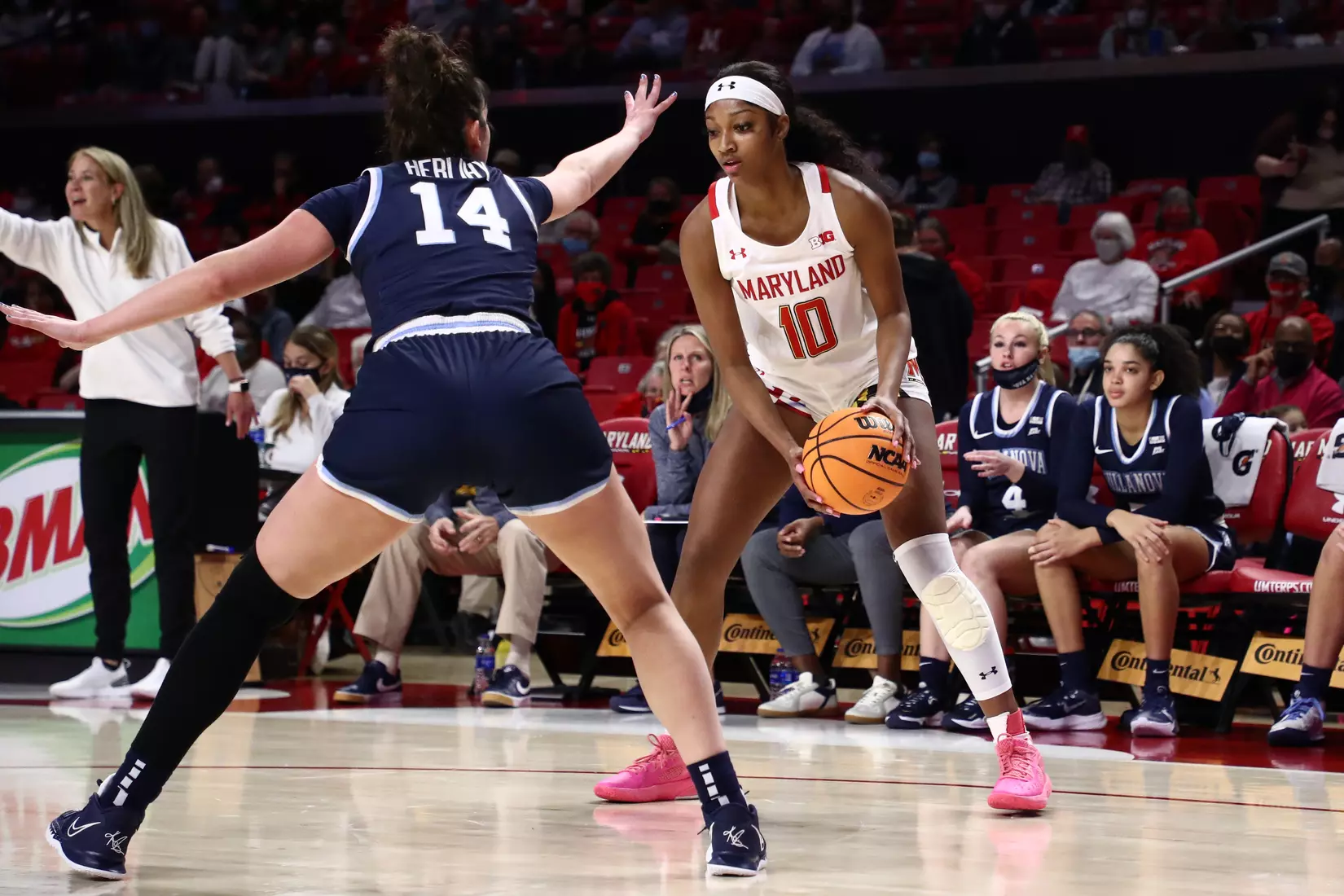 Angel Reese (10)
#4 Maryland Terrapins vs. Villanova Wildcats at XFINITY Center in College Park, MD on Friday, Nov. 12, 2021.
Zach Bland/Maryland Terrapins