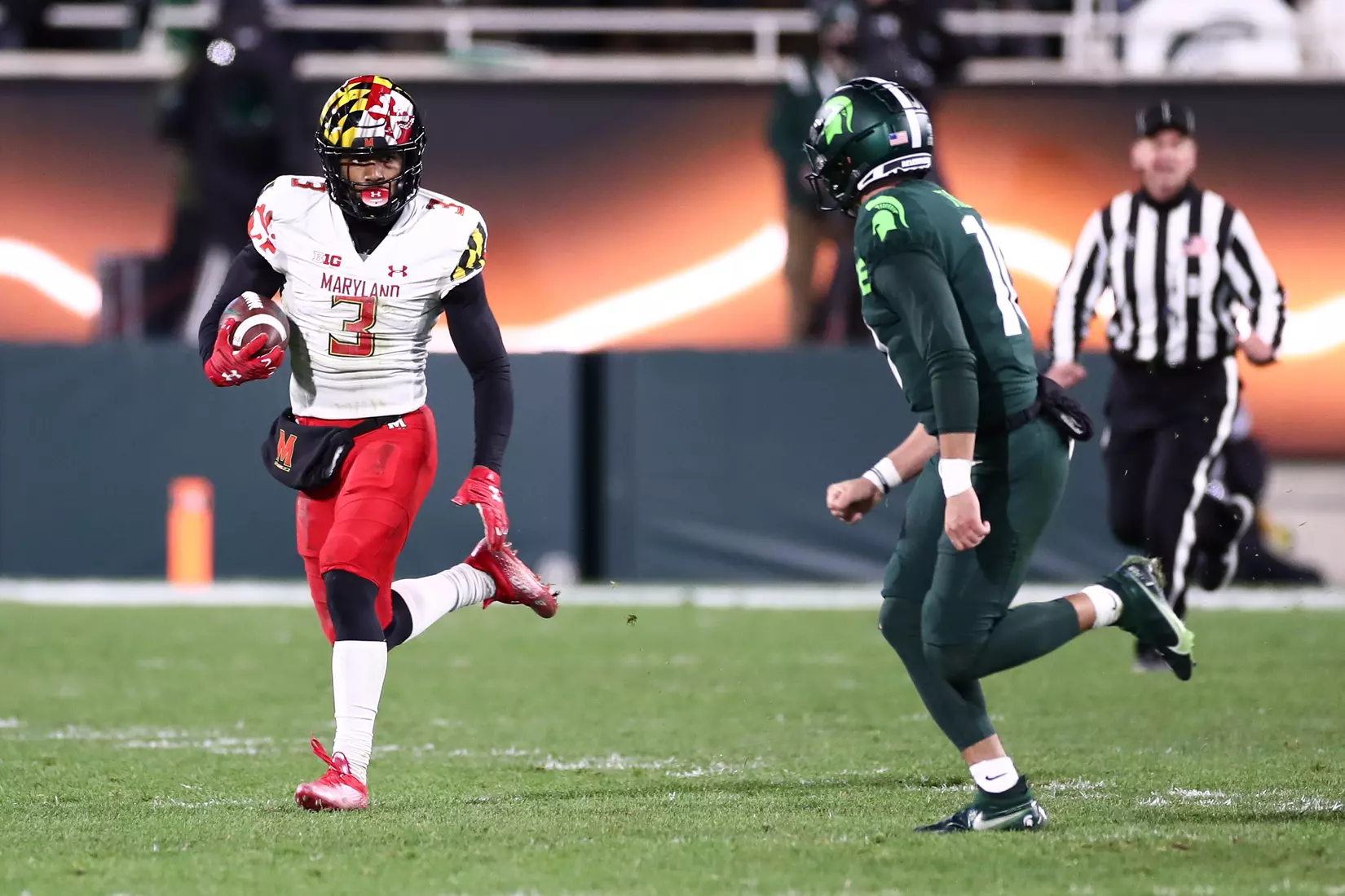 Defensive back Nick Cross (3) returns an interception.
Maryland Terrapins vs. #8 Michigan State Spartans at Spartan Stadium in East Lansing, MI on Saturday, Nov. 13, 2021.
Maddie Kyler/Maryland Terrapins