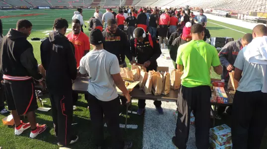 Terps Partner with Catholic Charities