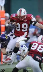 Terps Roll Over ECU, 51-20, in Military Bowl