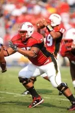Selfless Play Earns Offensive Lineman Teammates' Respect