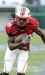 Smith Stays Close to Home
