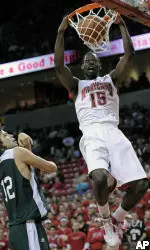 Terps Edged By Bobcats