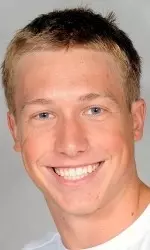 400 Medley Relay Lifts Terps Friday