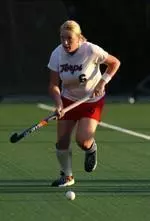 Field Hockey Defeats Calgary in Exhibition Match
