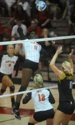 Volleyball Falls to ACC Leader Virginia Tech