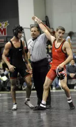 Wrestling Finishes Ninth at Midlands
