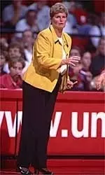 Former Terp Coach Chris Weller to be Inducted into Women's Basketball Hall of Fame