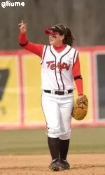 #23 Softball Defeats UMBC, Niagara in Spring Break Classic