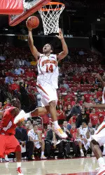 Men's Hoops Play Host to UNH Friday