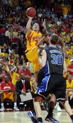 Vasquez a Finalist for Wooden Award