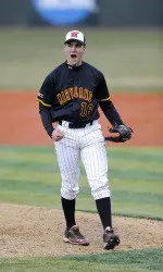Kirkpatrick, Kilbourne Lead Terps Over Miami