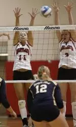 Maryland Volleyball Falls to Bearcats